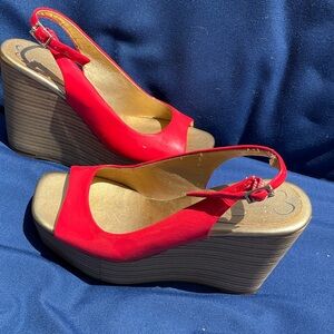 Jessica Simpson 5 1/2 Fushia Open Toe Wedges